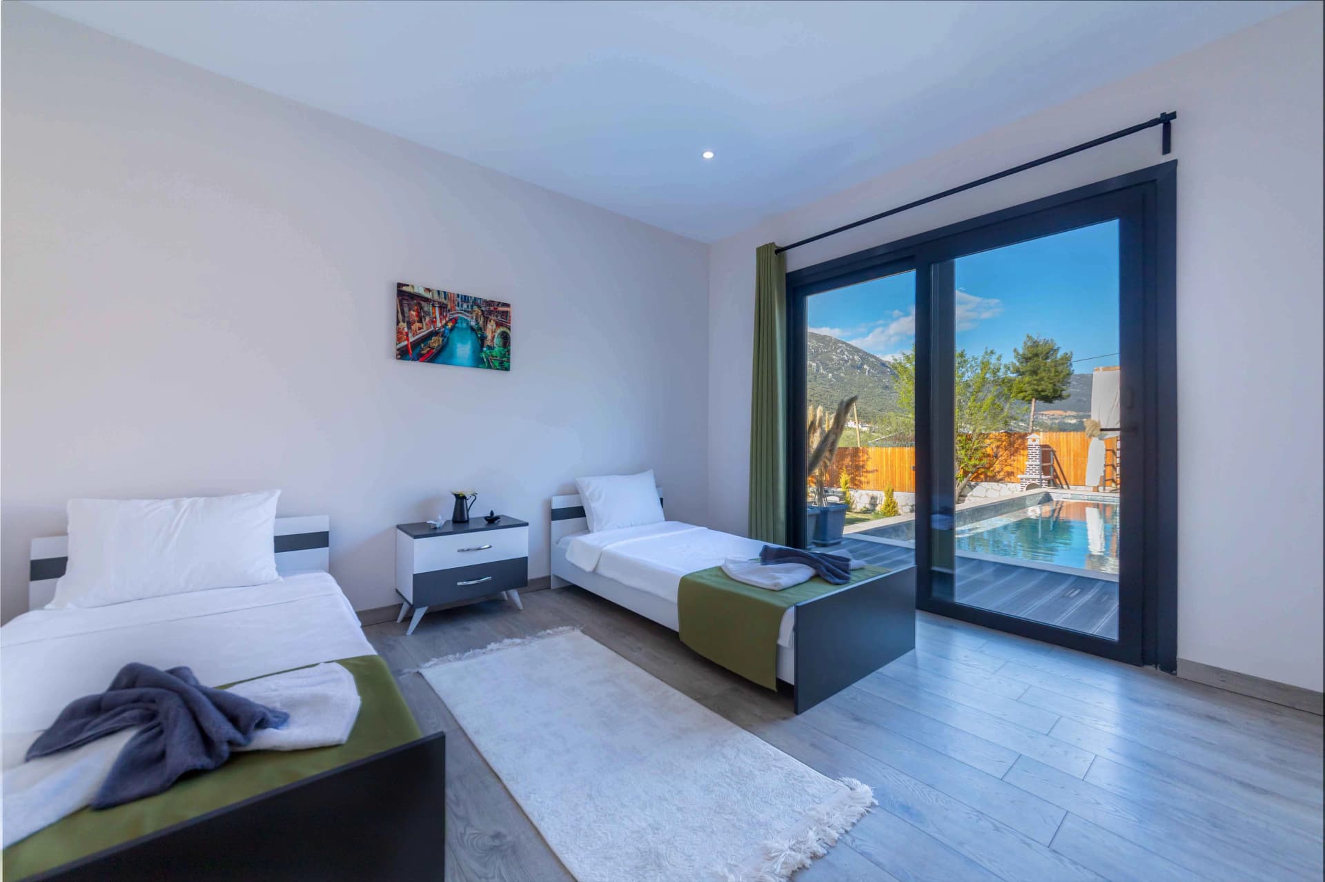 Villa Zemra Korunaklı Havuz 78