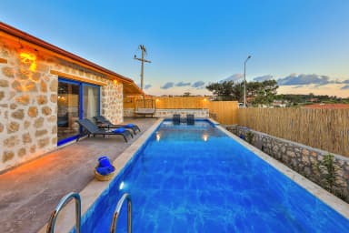 Villa Flower Blue Korunaklı Havuz 34