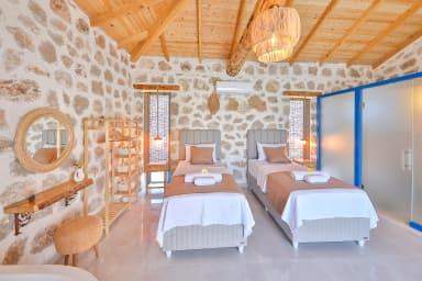 Villa Flower Blue Korunaklı Havuz 36
