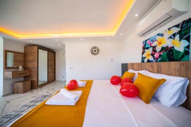 Suit Diana Korunaklı Havuz 59