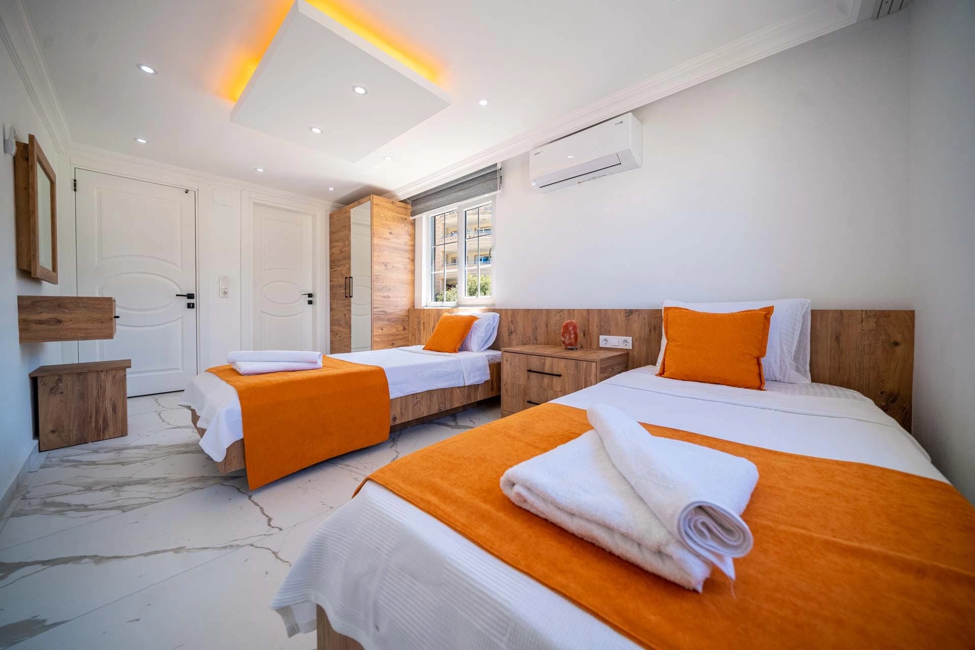 Suit Diana Kalkan 46