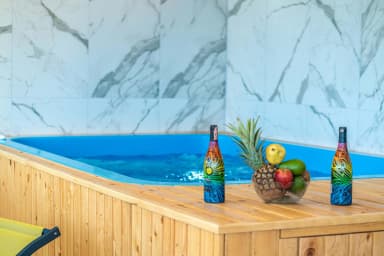 Suit Diana Korunaklı Havuz 97