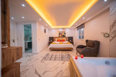 Suit Diana Korunaklı Havuz 73