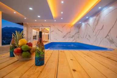 Suit Diana Korunaklı Havuz 77