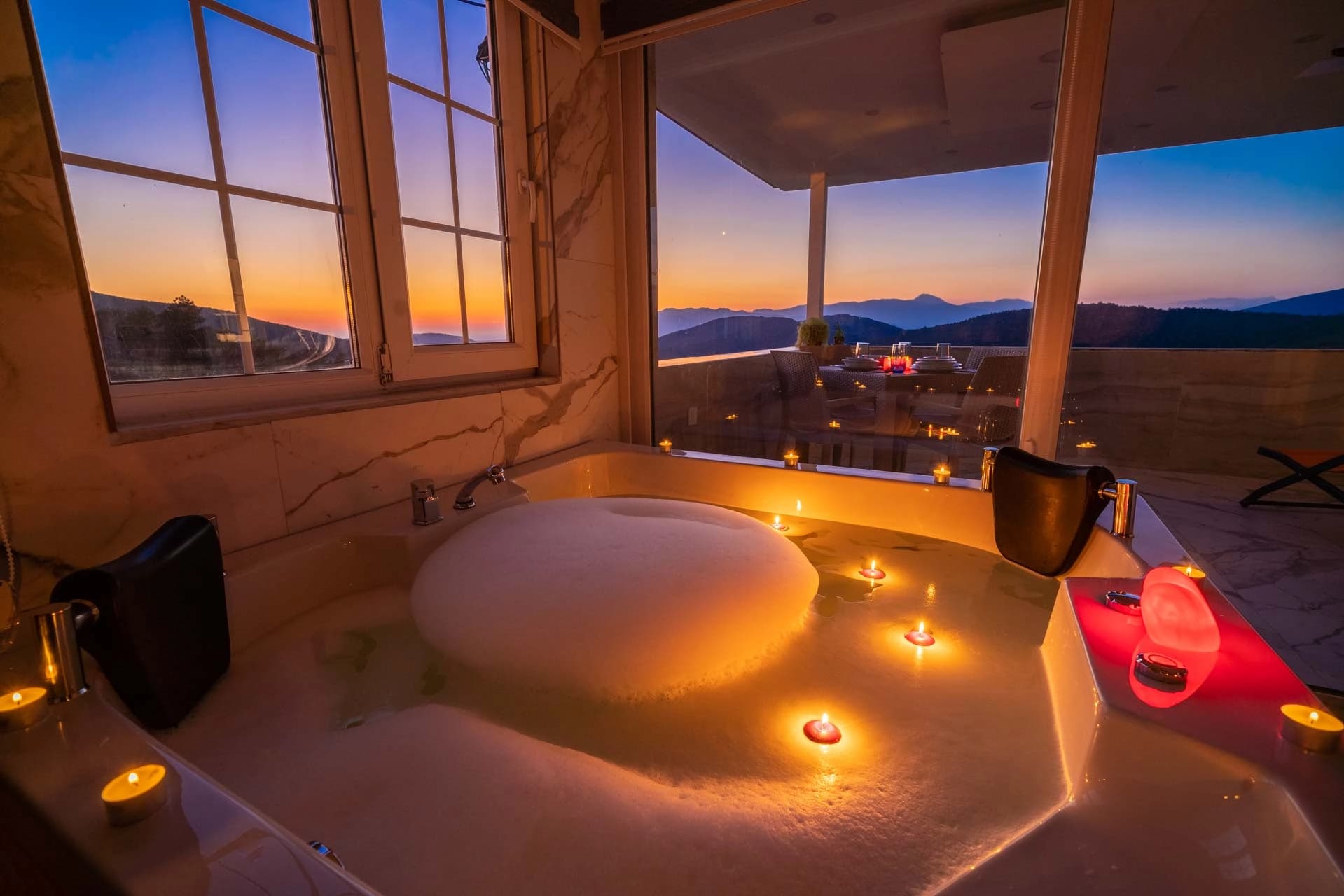 Suit Diana Korunaklı Havuz 43