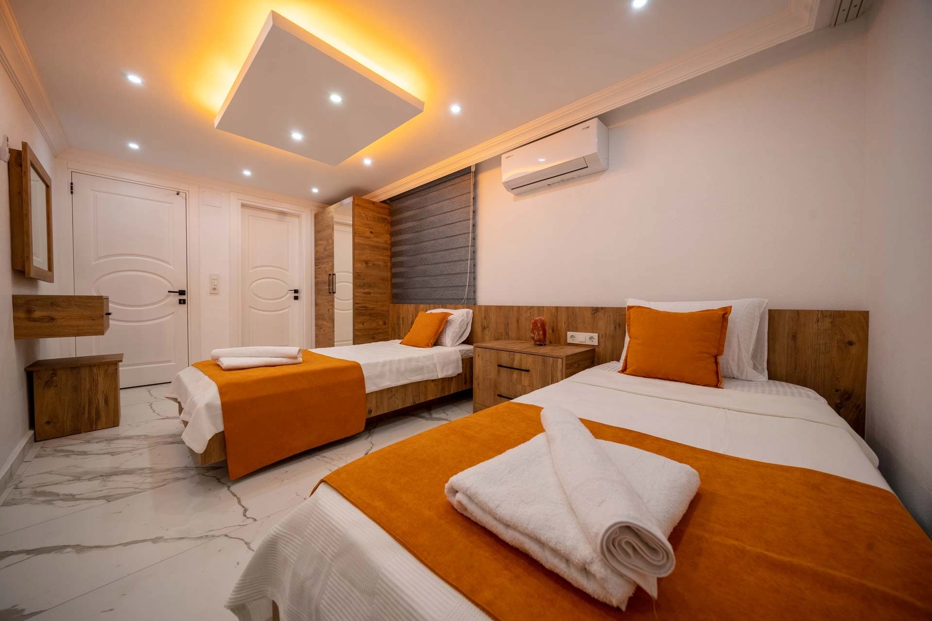 Suit Diana Kalkan 74