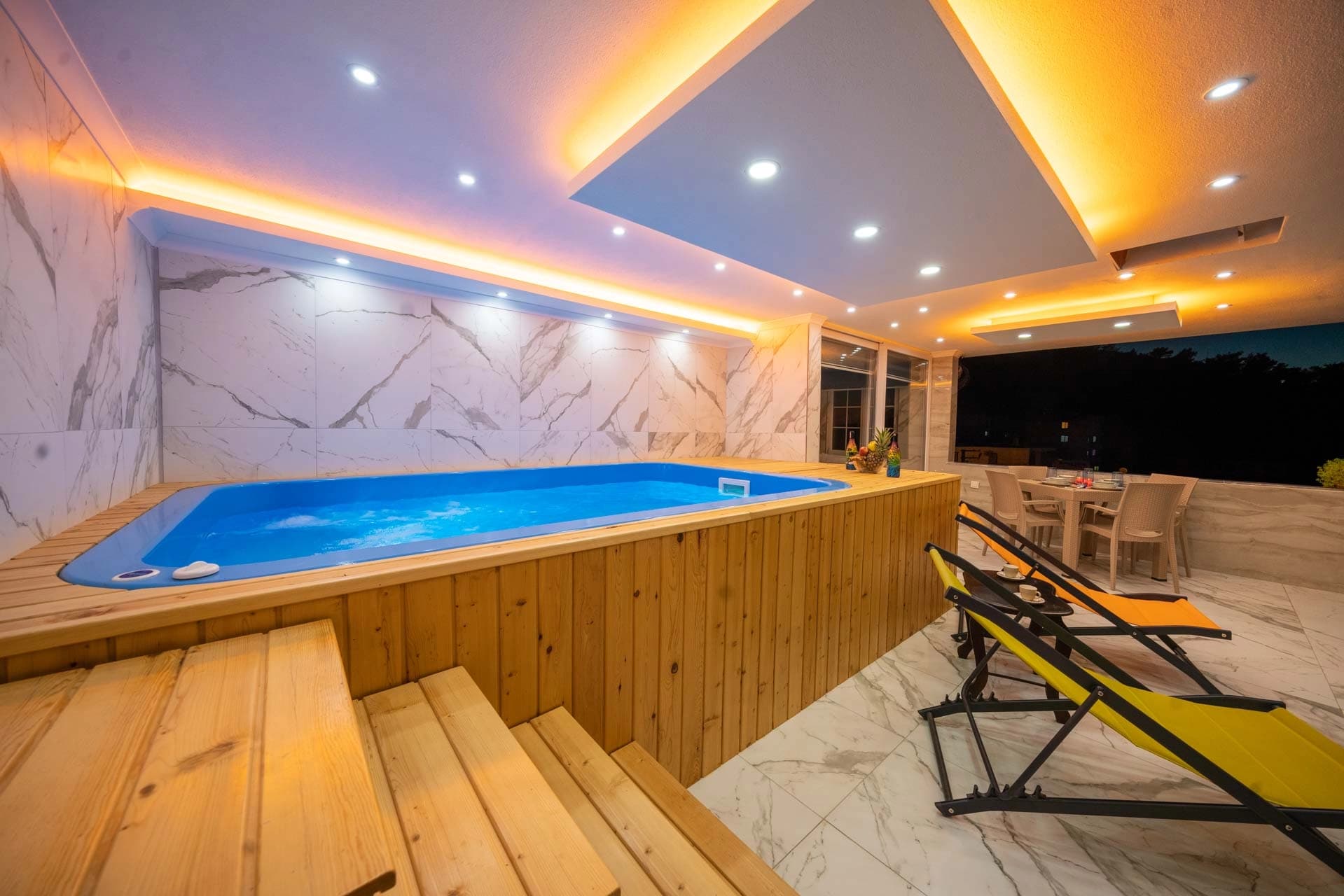 Suit Diana Korunaklı Havuz 85