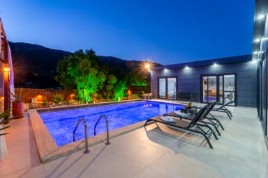 Villa Loçka Korunaklı Havuz 22