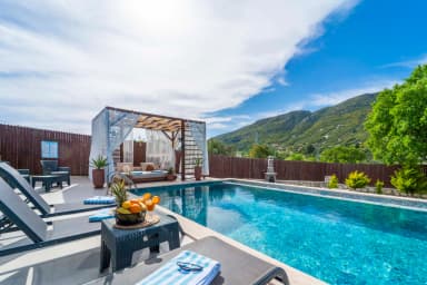 Villa Loçka Sarıbelen 49