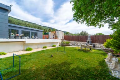 Villa Loçka Sarıbelen 77