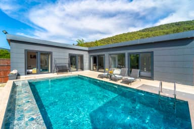 Villa Loçka Sarıbelen 21