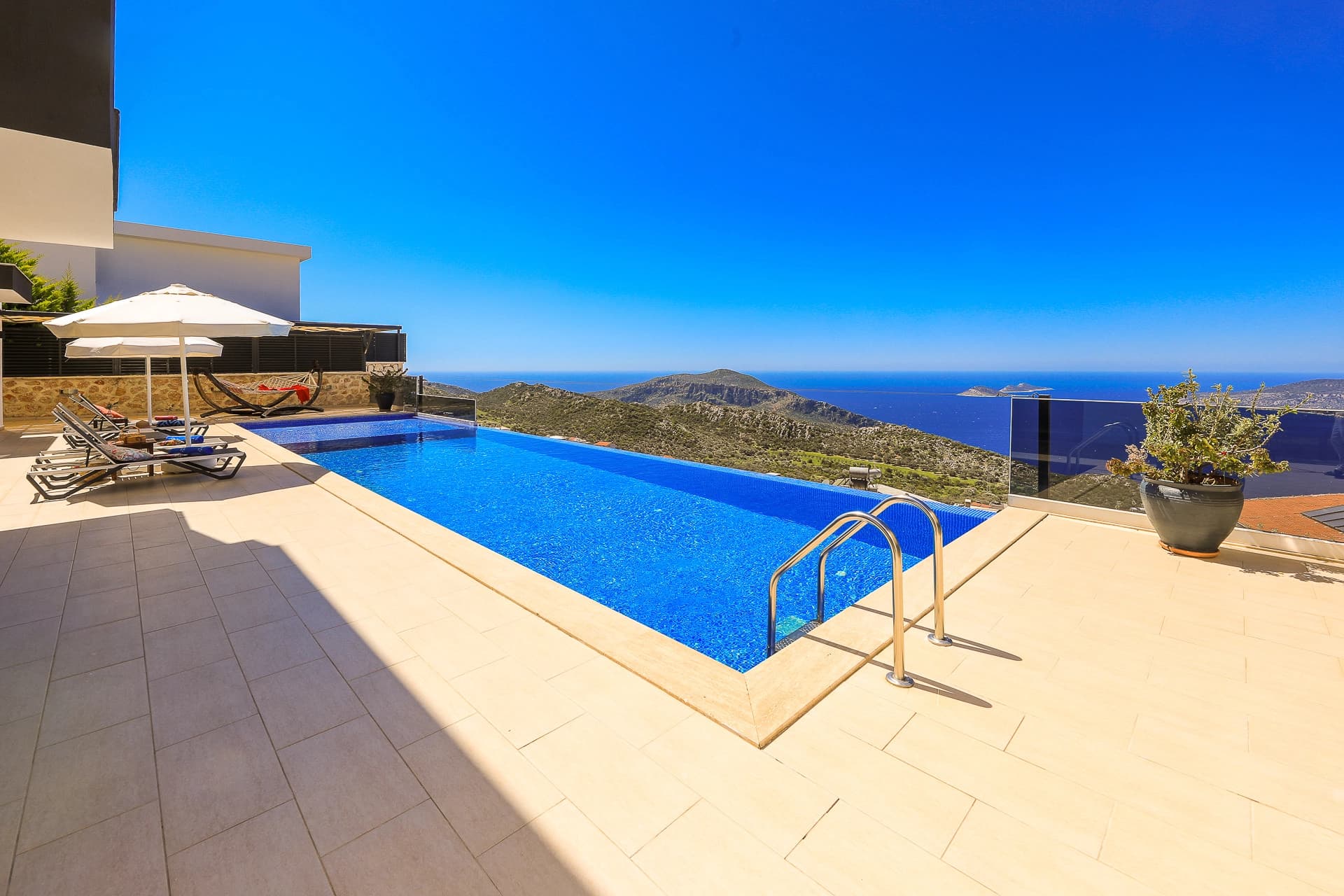 Villa Gloksinya Özel Havuzlu 40