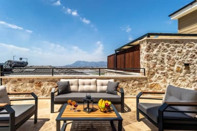 Villa Talya Yeşilköy Korunaklı Havuz 31