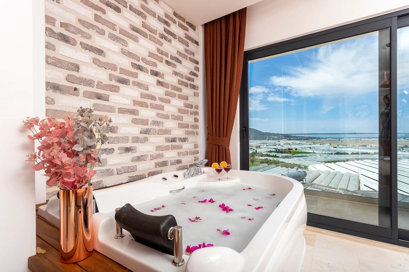 Villa Talya Yeşilköy Korunaklı Havuz 53