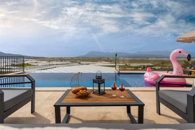 Villa Lidya Yeşilköy Korunaklı Havuz 51