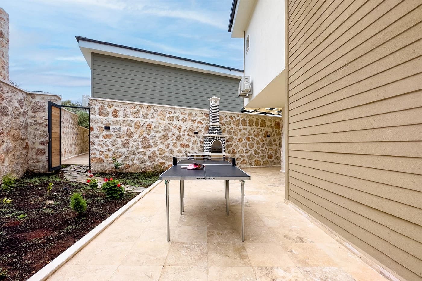 Villa Lidya Yeşilköy Korunaklı Havuz 65