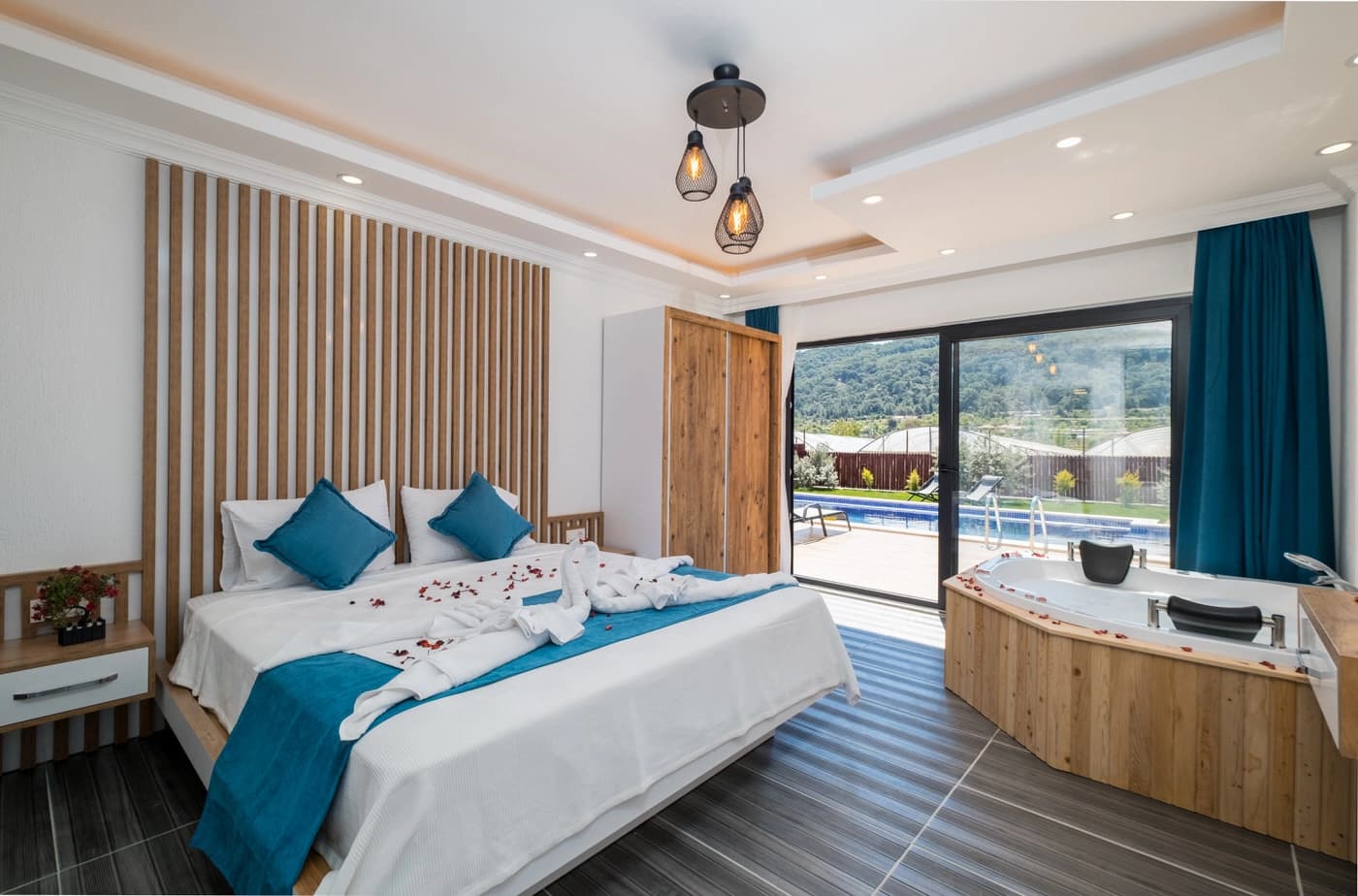 Villa Başak Sarıbelen Korunaklı Havuz 82