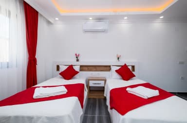 Villa Başak Sarıbelen Korunaklı Havuz 90