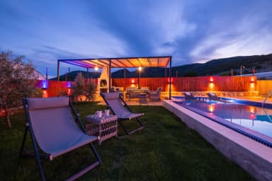 Villa Başak Sarıbelen Korunaklı Havuz 74