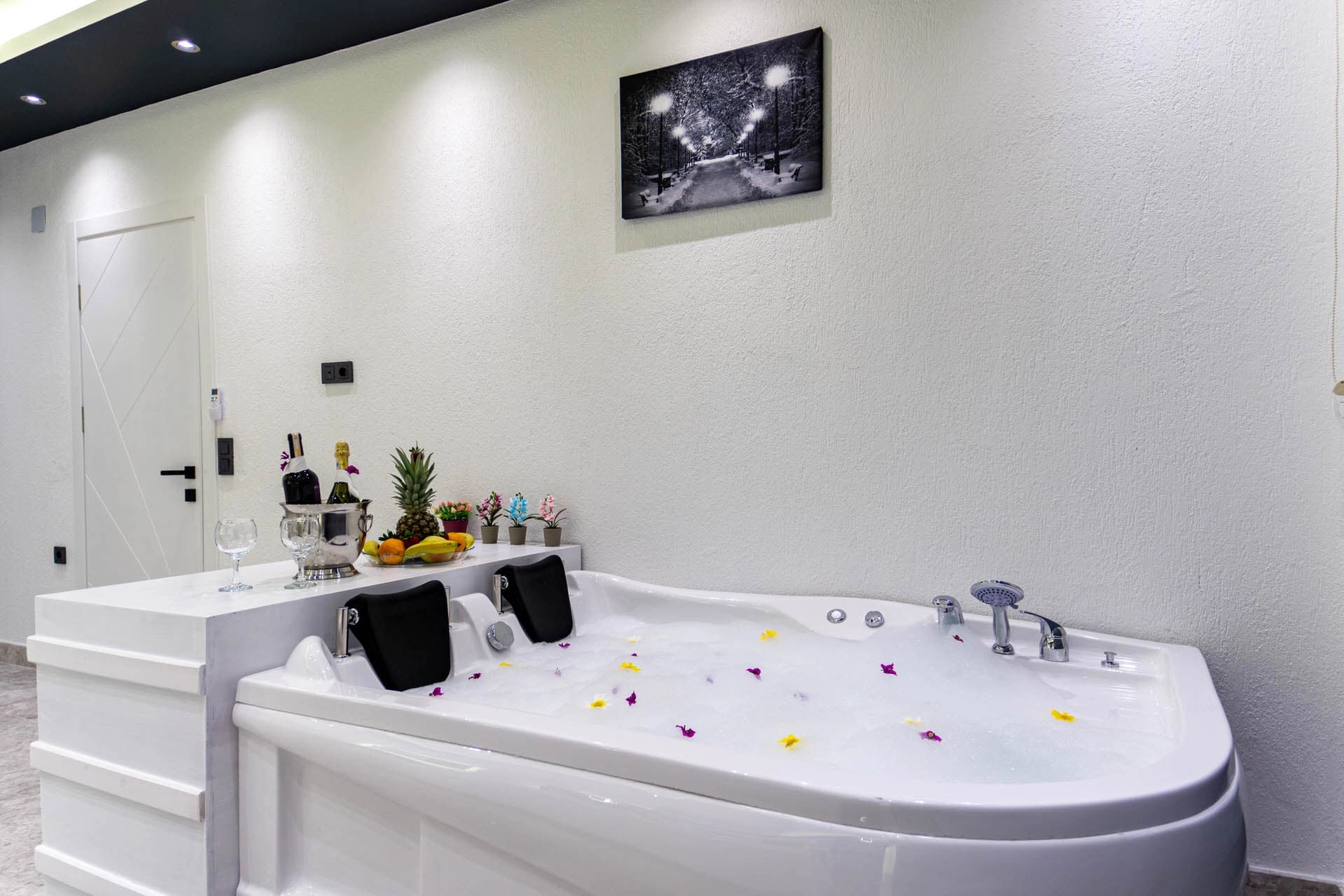 Villa Eylül Bezirgan Korunaklı Havuz 47