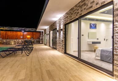 Villa Eylül Bezirgan Korunaklı Havuz 73