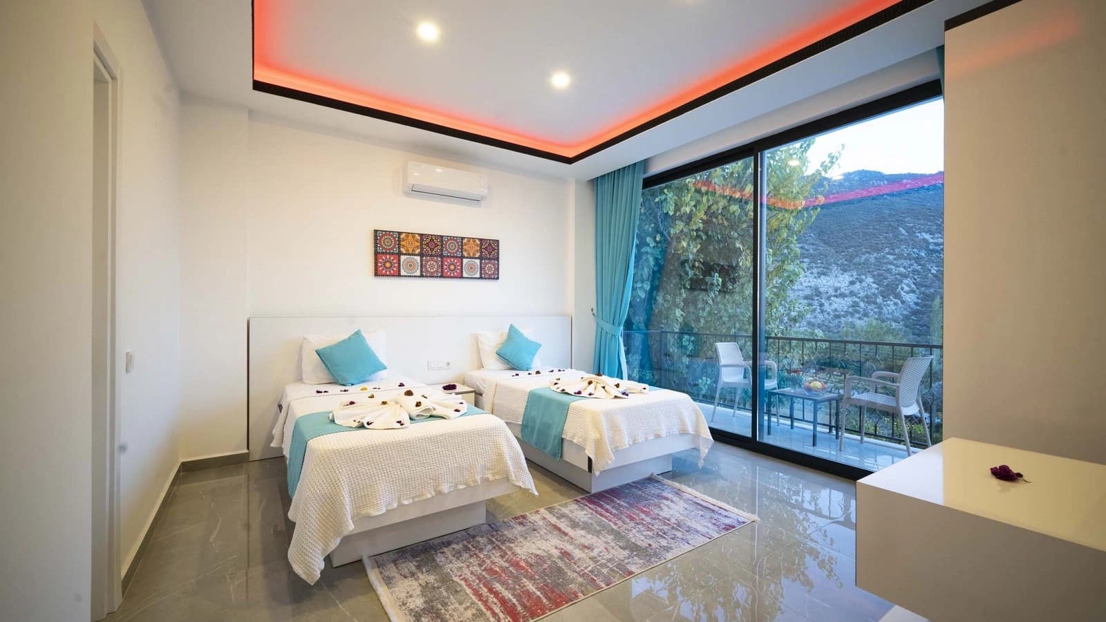 Villa Karadayı Duo Korunaklı Havuz 23