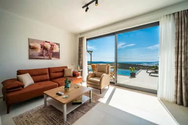 Villa Mavi İnci Üzümlü 81