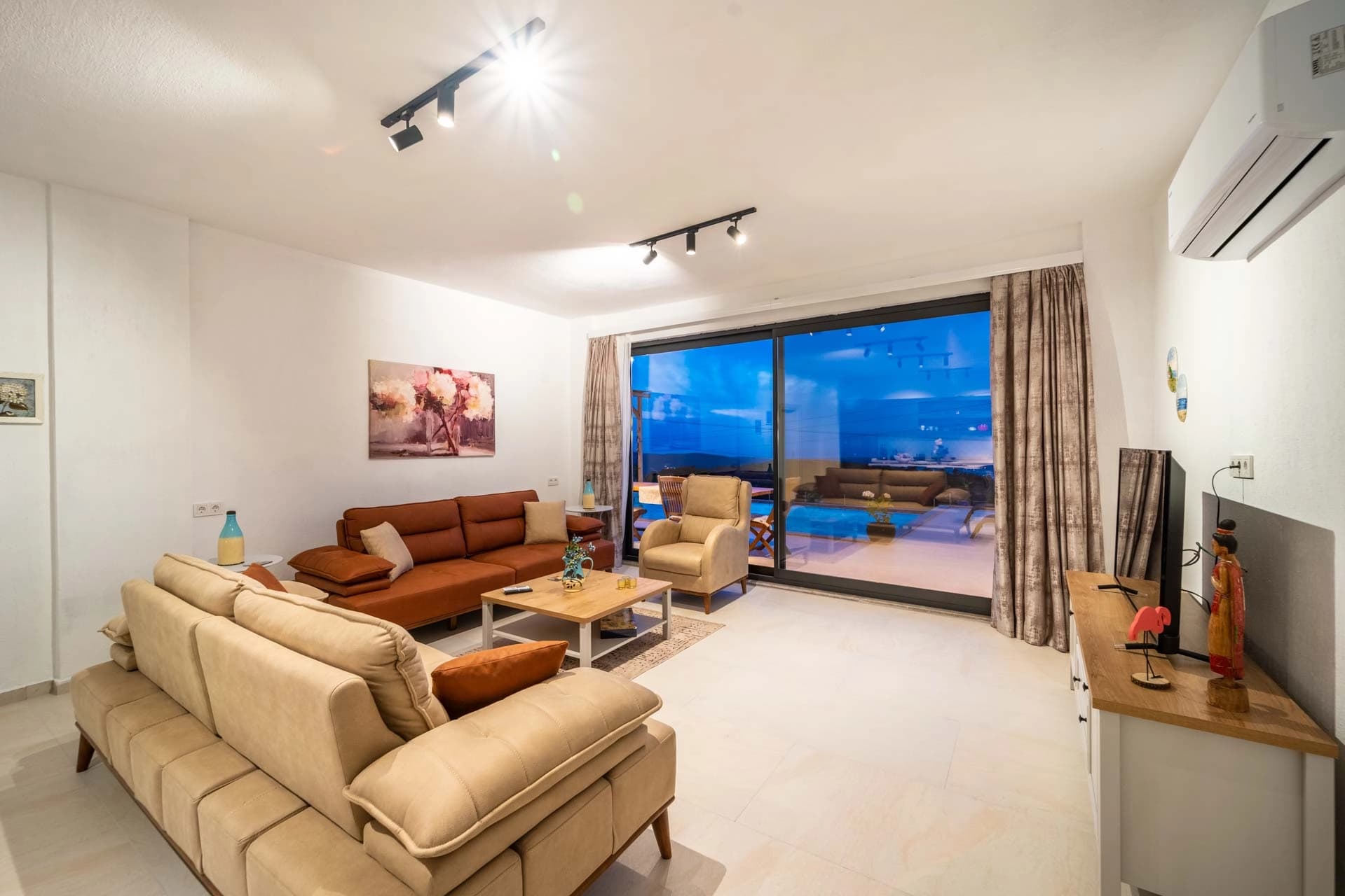 Villa Mavi İnci Üzümlü 95