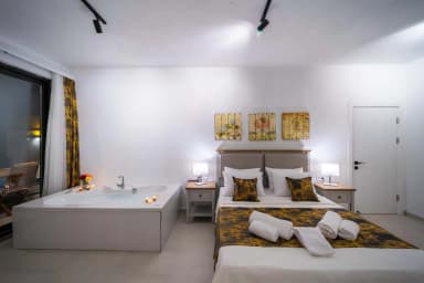 Villa Mavi İnci Korunaklı Havuz 54