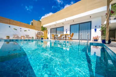 Villa Mavi İnci Üzümlü 25