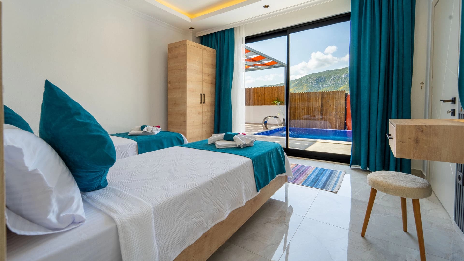 Villa Dinçer Sarıbelen Korunaklı Havuz 21