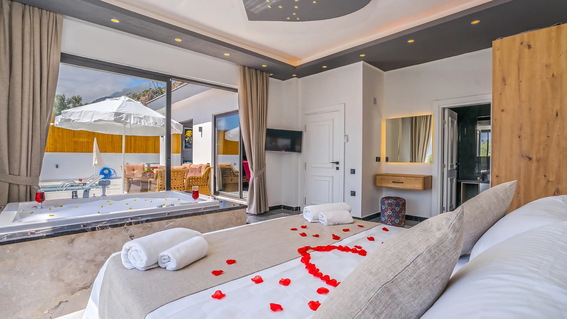 Villa Nehir Kördere Korunaklı Havuz 32