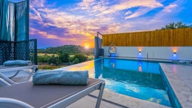 Villa Nehir Kördere Korunaklı Havuz 72