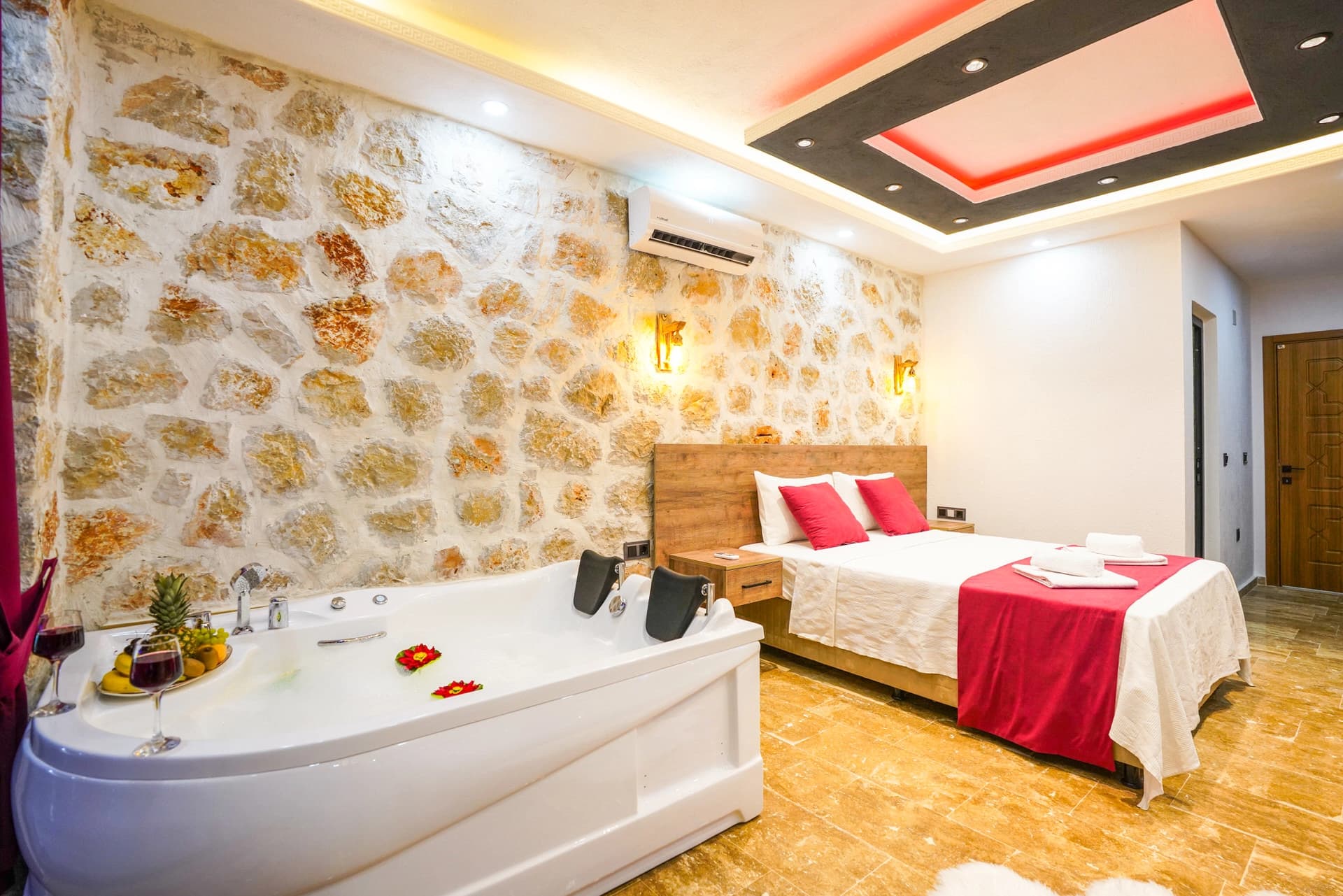 Villa Ezgi Ulugöl Korunaklı Havuz 30