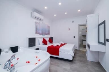 Villa Asya Bella Korunaklı Havuz 83