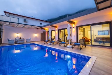 Villa Asya Bella Korunaklı Havuz 61