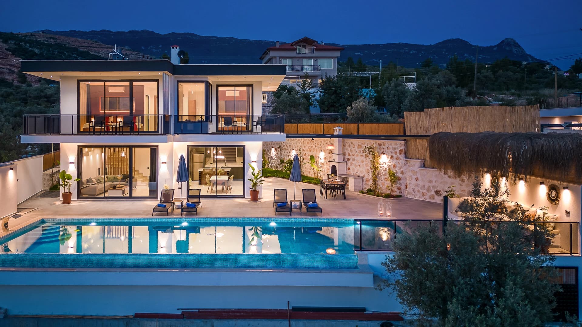 Villa Fi Manor Üzümlü 88