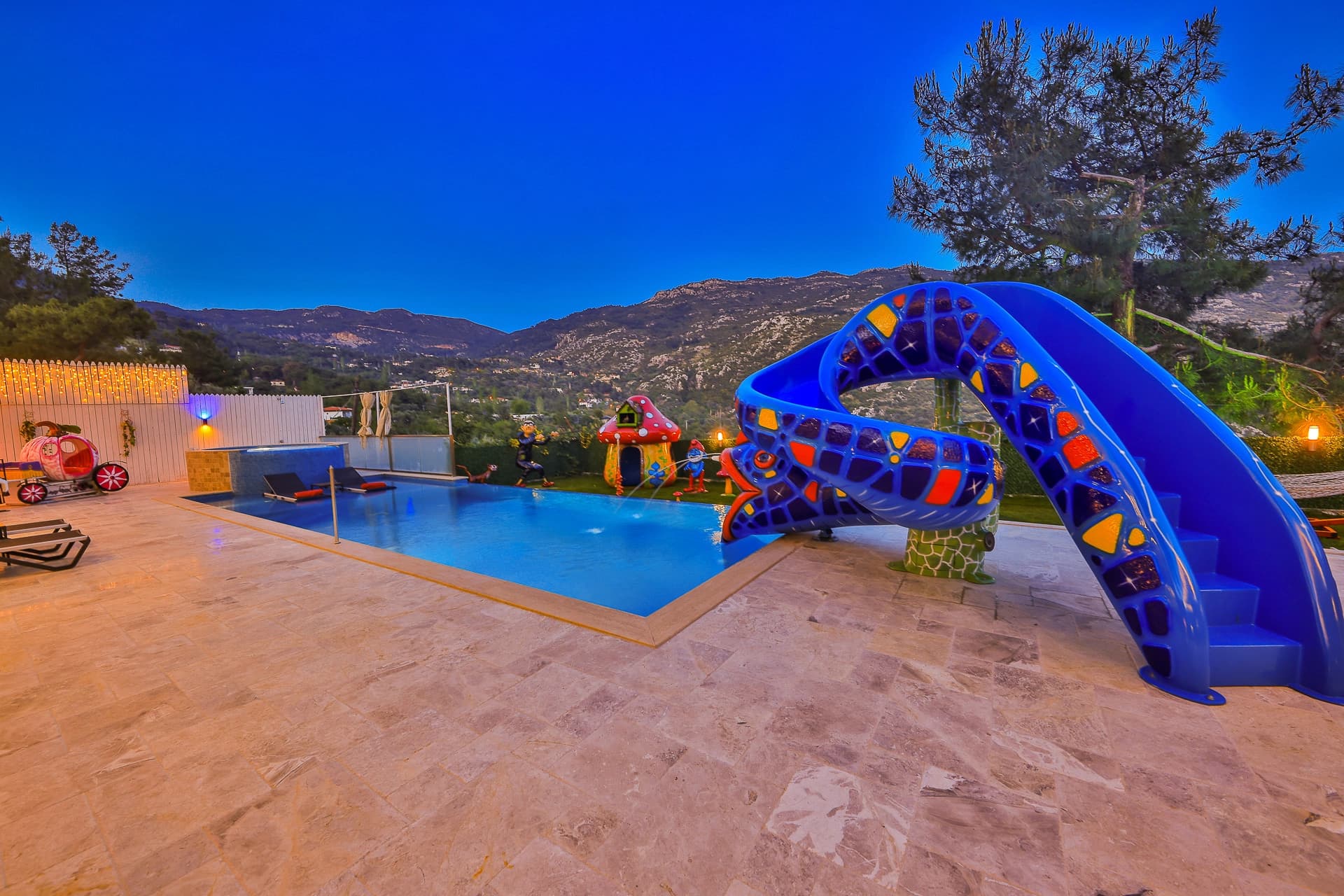 Villa Peri Masalı Isıtmalı Havuz 90