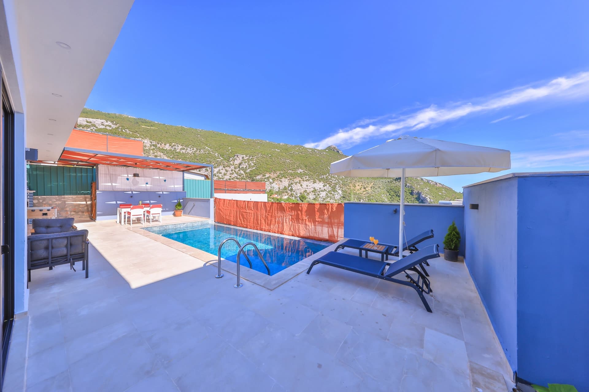 Villa İcon İslamlar Korunaklı Havuz 50