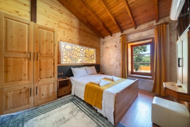 Villa Antipellos Korunaklı Havuz 91