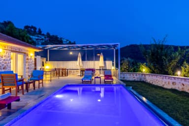 Villa Araf Korunaklı Havuz 21