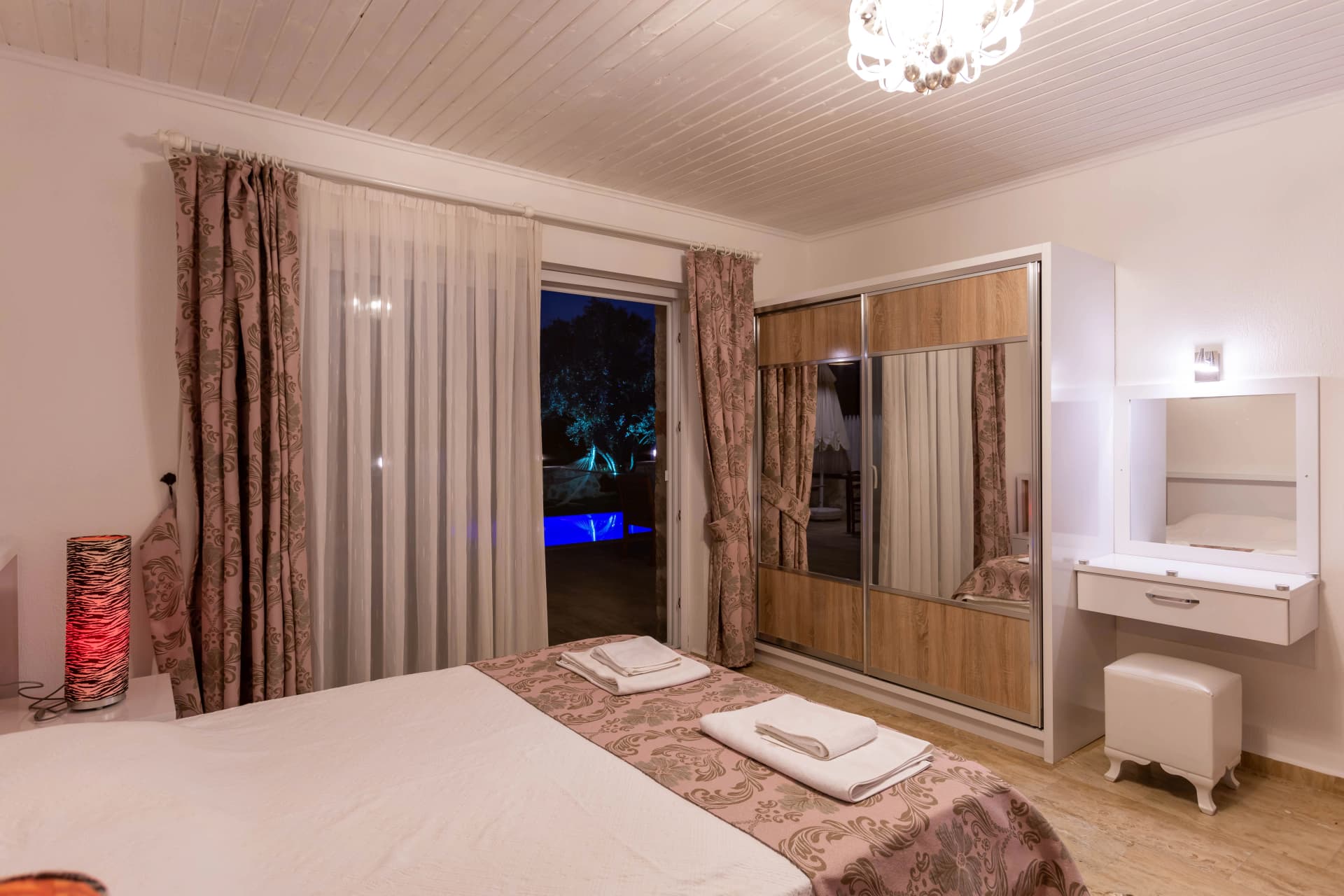 Villa Araf Korunaklı Havuz 29