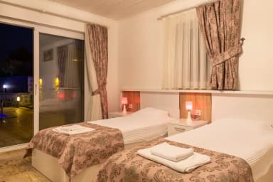 Villa Araf Korunaklı Havuz 71