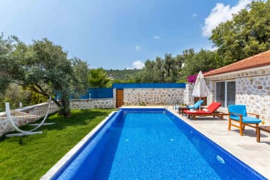 Villa Araf Korunaklı Havuz 69