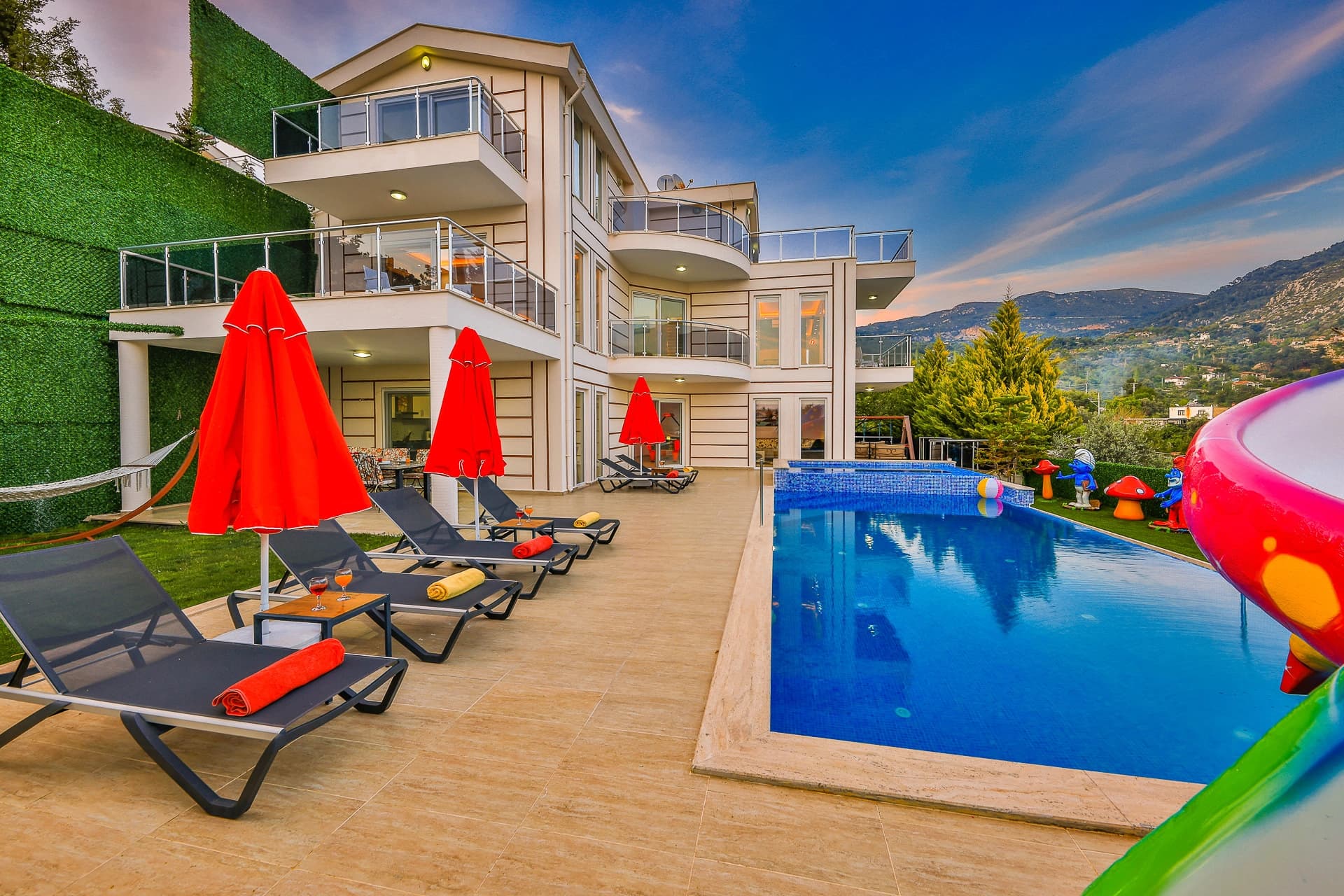 Villa Disney İslamlar Çocuk Havuzu 66