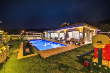 Villa Zümrüt Sarıbelen Çocuk Havuzu 33
