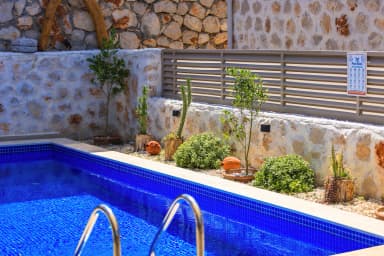 Villa Dio Korunaklı Havuz 48