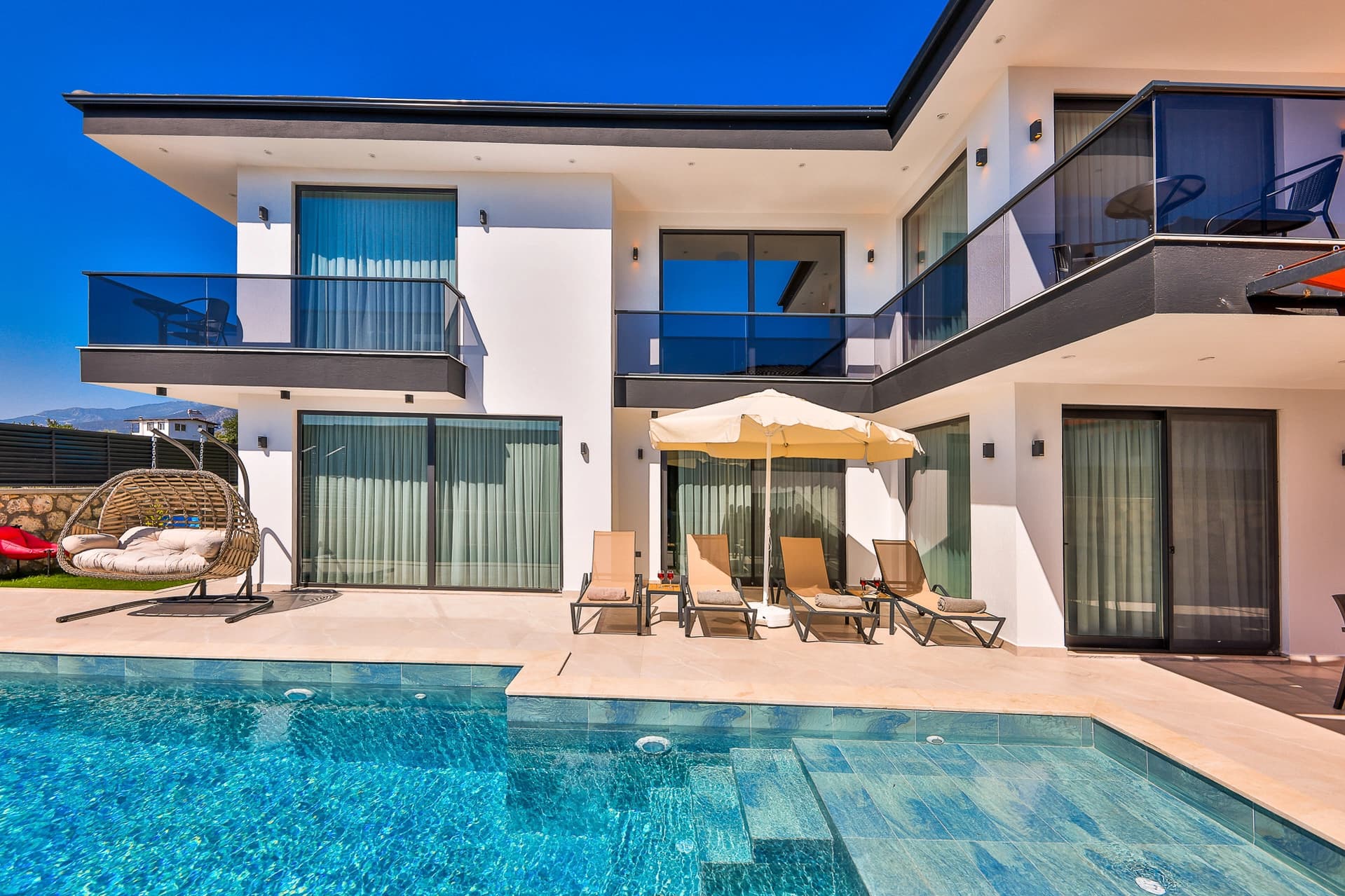 Villa Liva Duo Korunaklı Havuz 73