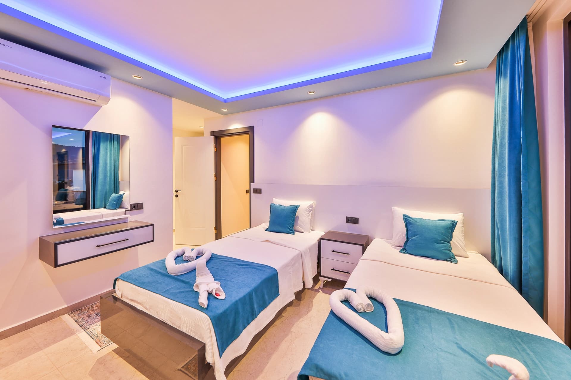 Villa Liva Duo Korunaklı Havuz 27