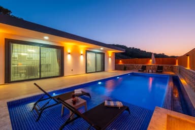 Villa Ateş Yeşilköy Korunaklı Havuz 78